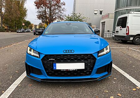 Audi TT 45 TFSI Competition Plus + Optikpaket Schwarz