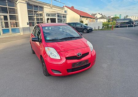 Toyota Yaris Basis