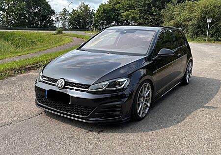 VW Golf Volkswagen 2.0 TDI DSG GTD GTD