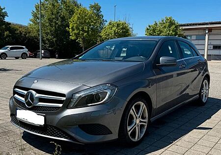 Mercedes-Benz A 200 CDI ( BlueEFFICIENCY )