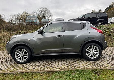 Nissan Juke Acenta sehr sauber 1.Hand