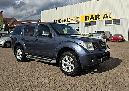 Nissan Pathfinder DCI 4X4 AUTOM AHK 7 SITZER LEDER KLIM