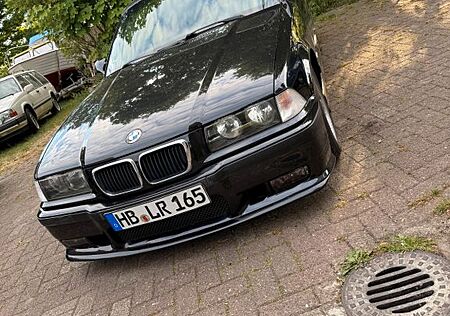 BMW 320i Cabrio M-Paket ab Werk TÜV Neu