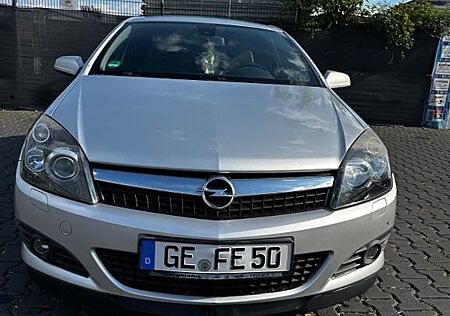 Opel Astra GTC ECO FLEX