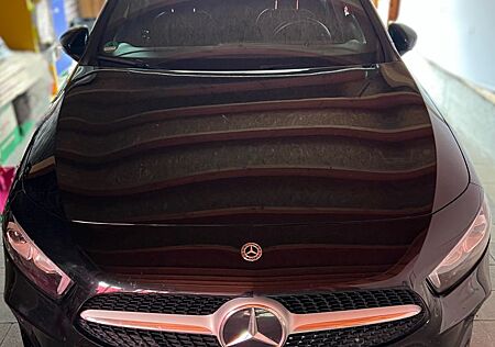 Mercedes-Benz A 180 -