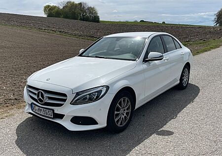 Mercedes-Benz C 180 d - Automatik - LED - Carplay
