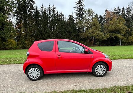 Toyota Aygo (X) Aygo, TÜV neu, wenig km, Klima