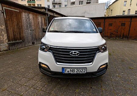 Hyundai H-1 Cargo Trennwand *TÜV NEU*