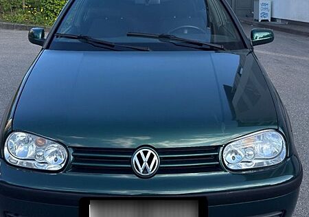 VW Golf Volkswagen 1.8 Standard