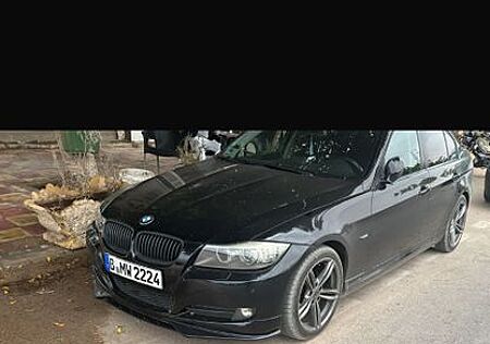 BMW 318i -