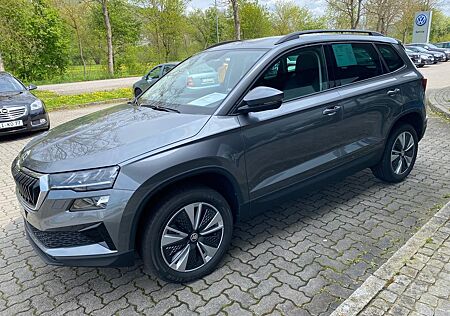 Skoda Karoq 1.5 DSG Style Virtuell Cockpit Kamera LED