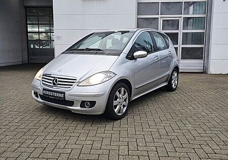 Mercedes-Benz A 200 Elegance Polar Star Pano/Klima/BC/FISeFH.