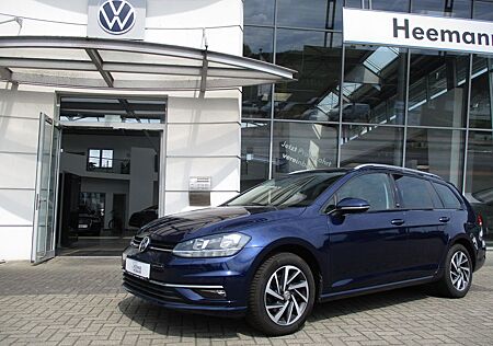 VW Golf Volkswagen 125PS TSI Sound Variant Navi Kamera 1.Hand