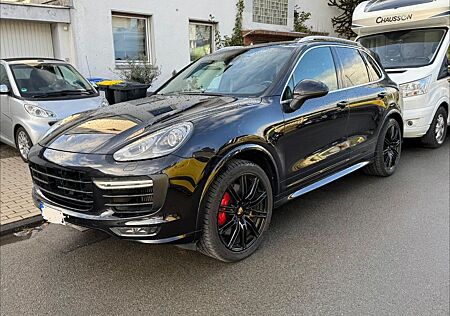 Porsche Cayenne GTS Full Pano PAS Sport Chrono
