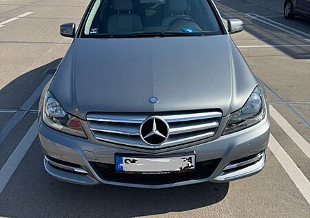 Mercedes-Benz C 180 CGI BlueEFFICIENCY AVANTG. Autom. AVAN...