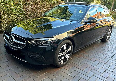 Mercedes-Benz C 220 d T AVANTGARDE Panorama AHK CarPlay