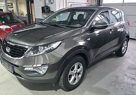 Kia Sportage Edition 7 2WD*AHK*SHZ*PDC