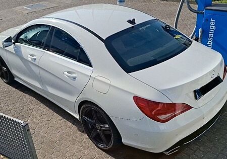 Mercedes-Benz CLA 180 - Cuope sehr gute Zustand