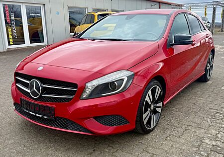 Mercedes-Benz A 200 Auto. Navi Kamera Bi-Xenon ALU 18"