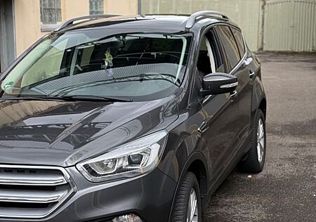 Ford Kuga 1,5 EcoBoost 4x2 110kW Titanium (150PS)