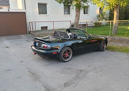 Mazda MX-5 1.9 -