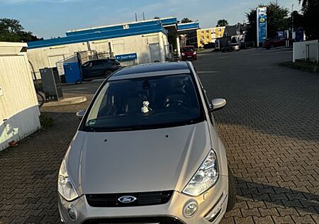 Ford S-Max 2,0 TDCi 120kW DPF Titanium S PowerShi...