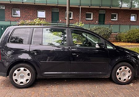 VW Touran Volkswagen 1.9 TDI DSG DPF Trendline
