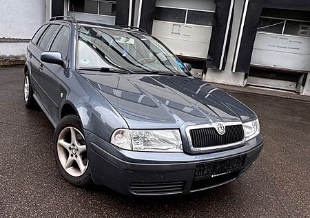 Skoda Octavia Combi 2.0 Advance Advance
