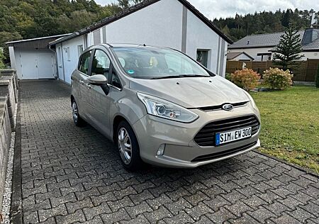 Ford B-Max 1,0 EcoBoost 92kW S/S Titanium Titanium