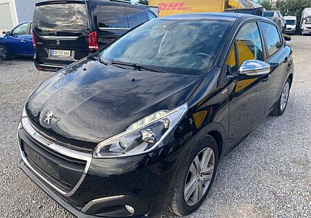 Peugeot 208 Style klima PANO