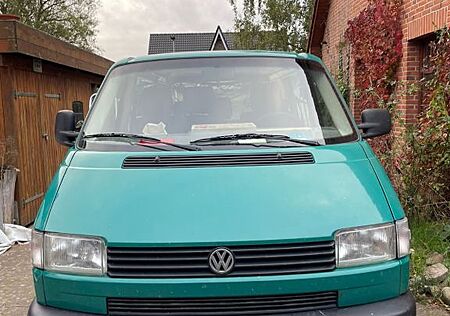 VW T4 Caravelle Volkswagen T4 6-Sitzer / Womo-Zulassung / plus Zubehör