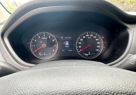 Hyundai i20 1.0 T-GDI 74kW DCT Style Style