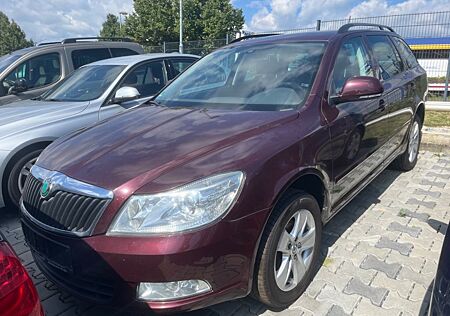 Skoda Octavia 2.0 TDI COMBI,NAVI,KLIMAAUT,ALU,PDC,EUR5