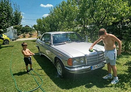 Mercedes-Benz CE 280 280 CE with OM 617