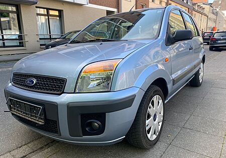 Ford Fusion 1.4 TÜV NEU Zahnriemen NEU KLIMA LEDER