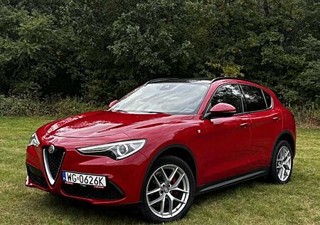 Alfa Romeo Stelvio 2.0 Turbo 16V AT8-Q4 Ti