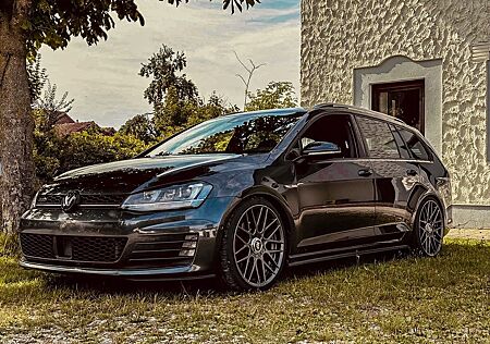 VW Golf Volkswagen GTD Variant Standheizung/Pano/Voll