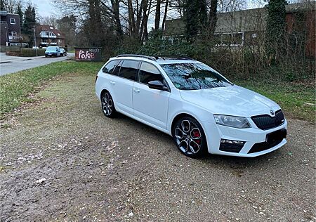 Skoda Octavia Combi RS 2.0 TSI DSG Pano AHK Navi Klima