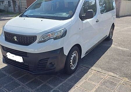 Peugeot Expert 9 Sitz Pl.