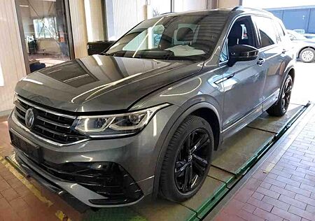 VW Tiguan Allspace Volkswagen R-Line 4Motion 2.0TDI DSG Matrix