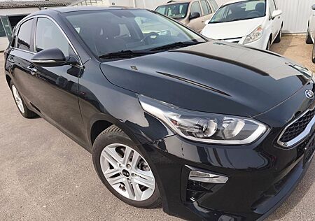 Kia Cee'd Ceed 1.4 T-GDI, Kamera, Leder, Tüv & Insp. neu