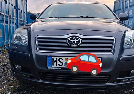 Toyota Avensis Combi Executive 2,2-l-D-CAT Executive