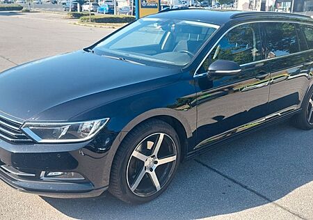 VW Passat Variant Volkswagen 1.6 TDI Comfortline Variant C...