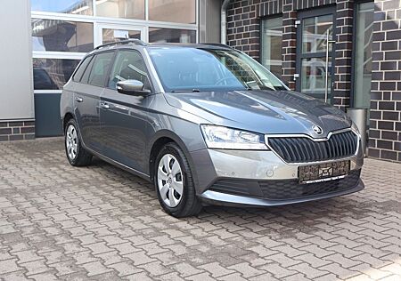 Skoda Fabia Combi Ambition Automatik/Navi/8xReifen