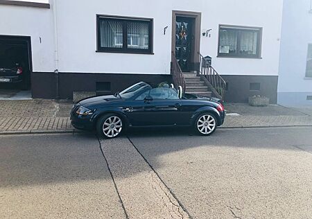Audi TT Roadster 1.8T 132 kW -