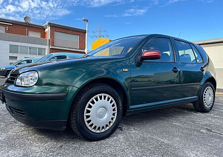 VW Golf Volkswagen lV 1.6*Tüv-Neu*Automatik*Guter Zustand*