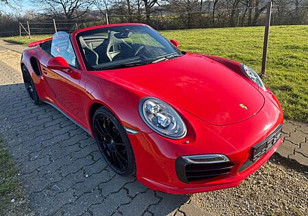 Porsche 911 Urmodell 911 Turbo S Cabrio/Keramik/Schalensitze/1.Hand