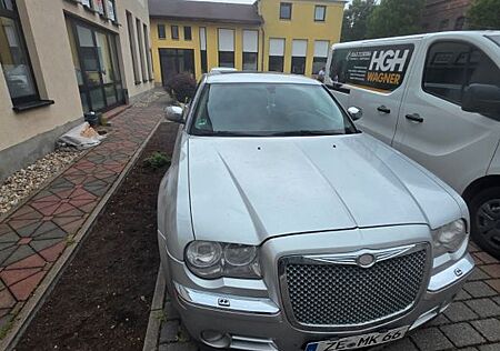 Chrysler 300C 3.5 V6 Autom. -
