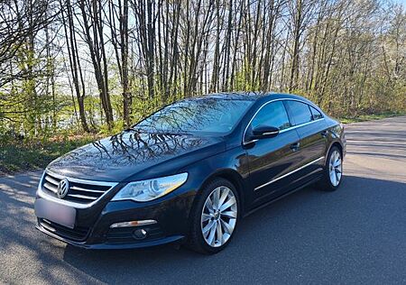 VW Passat CC Volkswagen 2.0 TDI DSG. Automatik Panoramadach