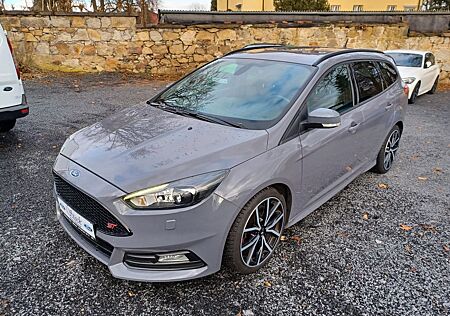 Ford Focus 2,0TDCi ST PowerS Leder-Ex-Paket Turni...